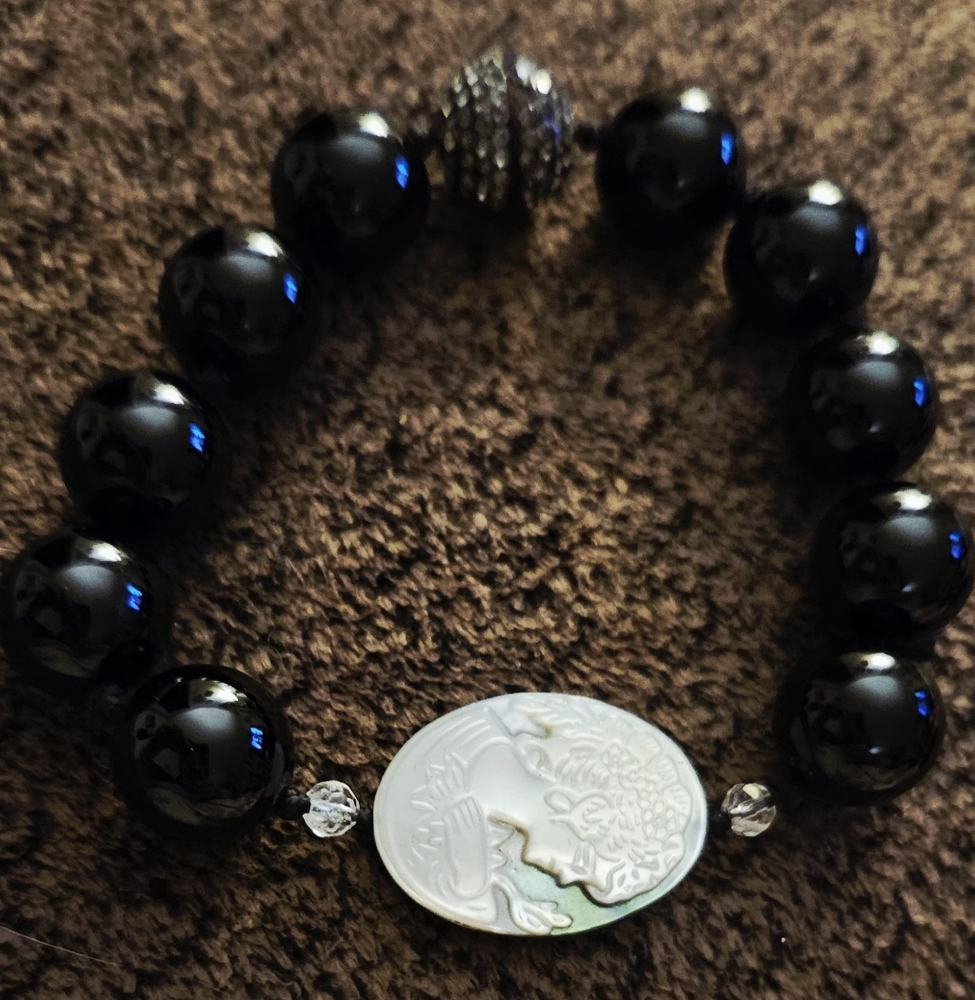 Chunky Black Beaded Cameo Bracelet